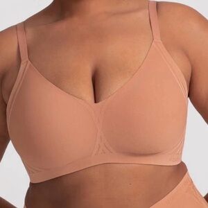 Silhouette Bra  Women's Seamless cinnamon Bra
